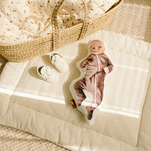 Charger l&#39;image dans la galerie, The Birth Pillow
